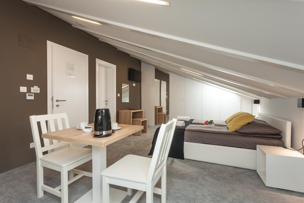 Villa Castrum Rovinj Exteriör bild